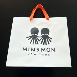 Min & Mon Shopping Gift Bag Black and White Neon Orange Handles